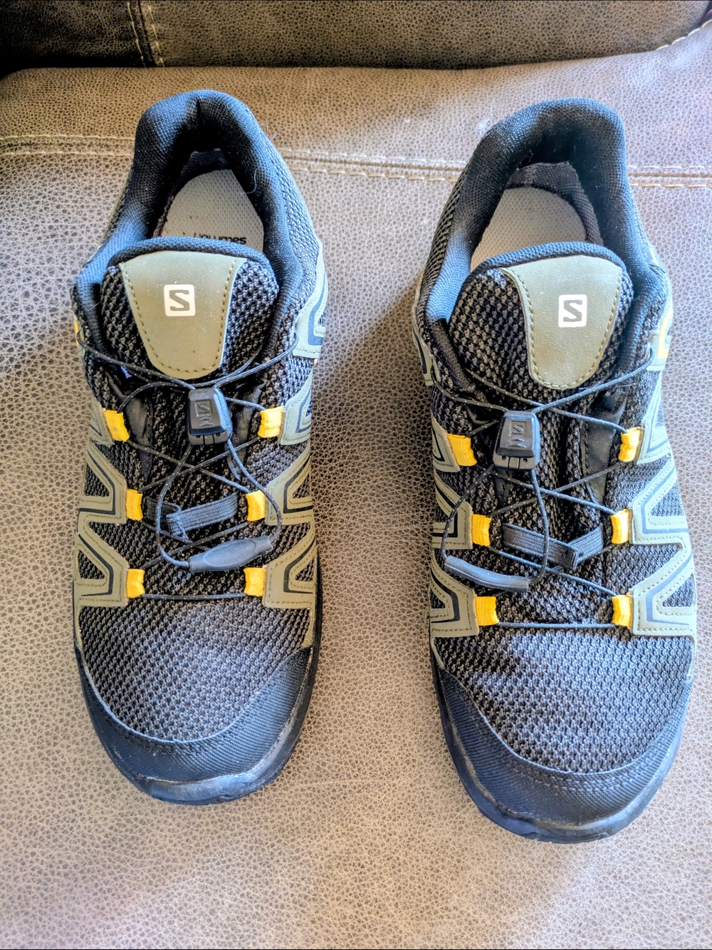 Salomon Men's Black and Olive Trail Sneakers with Yellow Accents